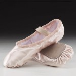 Edinburgh Dance School Pre School Ballet Class Pink Shoes. For full class details visit www.edinburghdanceschool.co.uk